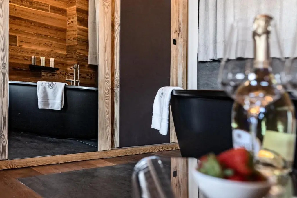 Chalet Cocoon Deluxe Private Spa and F&B