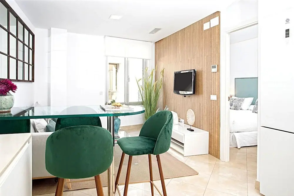 Magnificent Apartment With Perfect Location. Murillo III