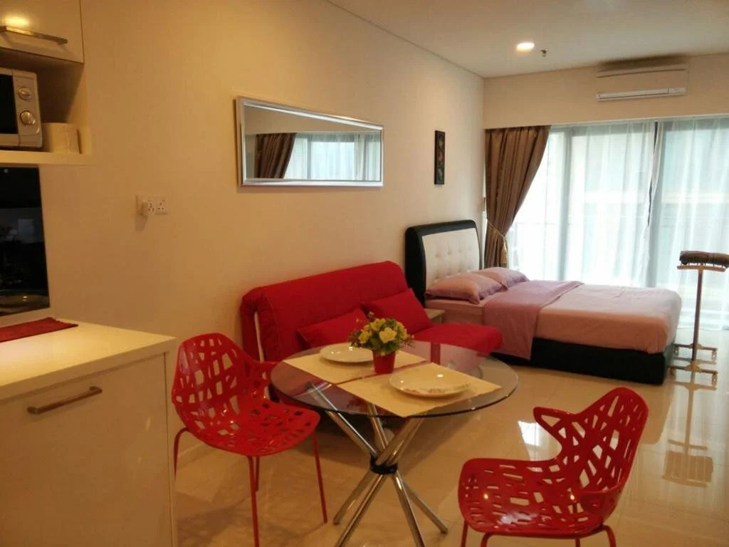 Mercu Summer Suites KLCC by Veedu Hauz