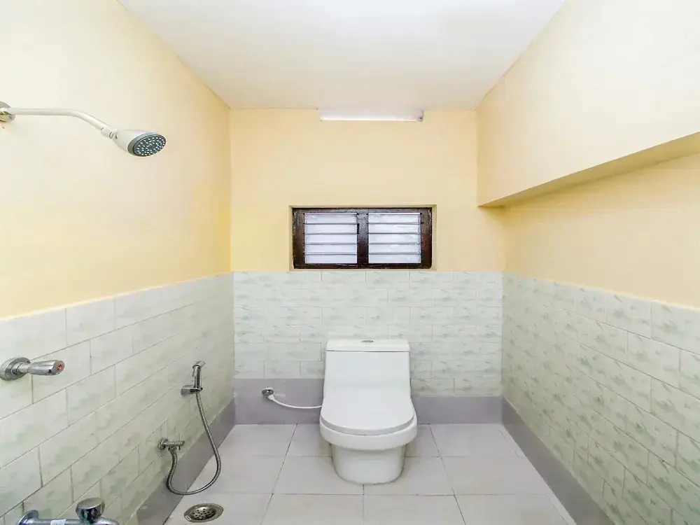 Sri Subbiah Inn By OYO Rooms