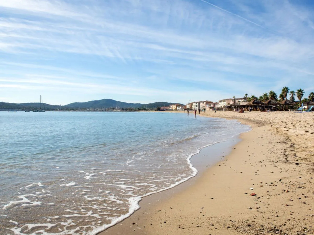 Les Perles de Saint Tropez (POG162)