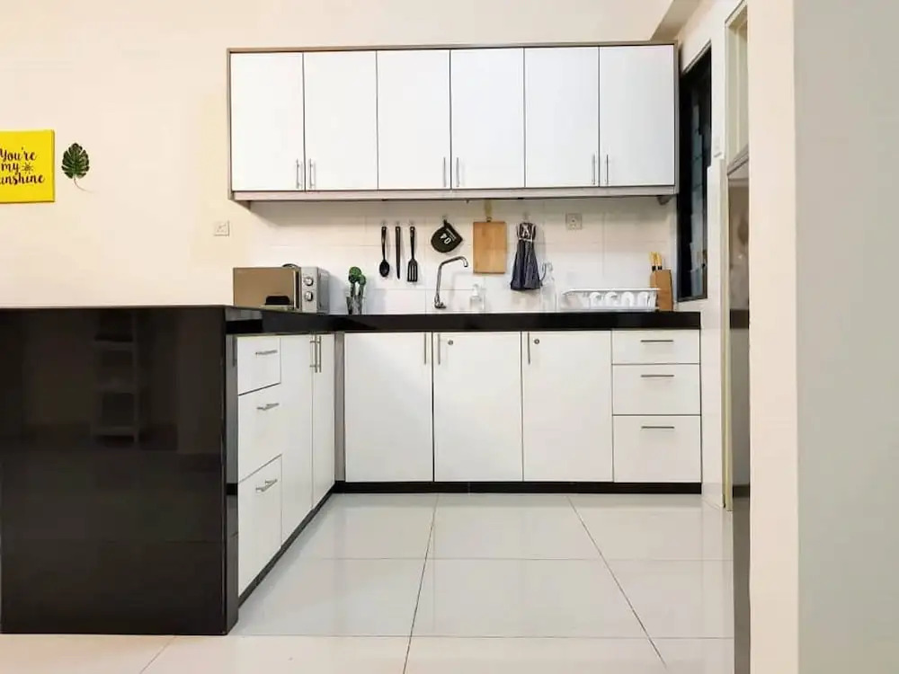 Puchong 8-12 pax Cozy Apartment IOI