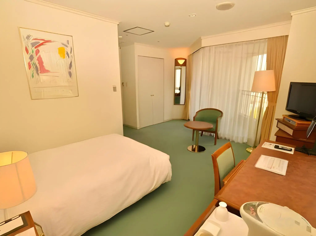 HOTEL LiVEMAX Nagasaki Airpor