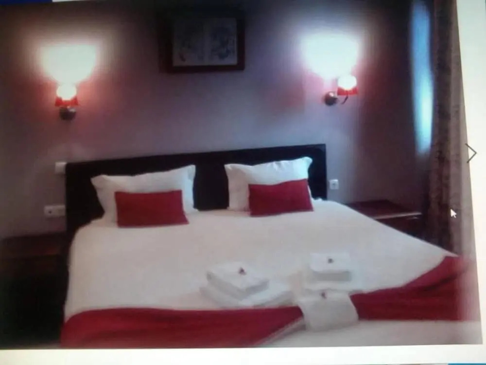 Room in Guest Room - Deluxe Double Room With Balcony in Vila do Maio