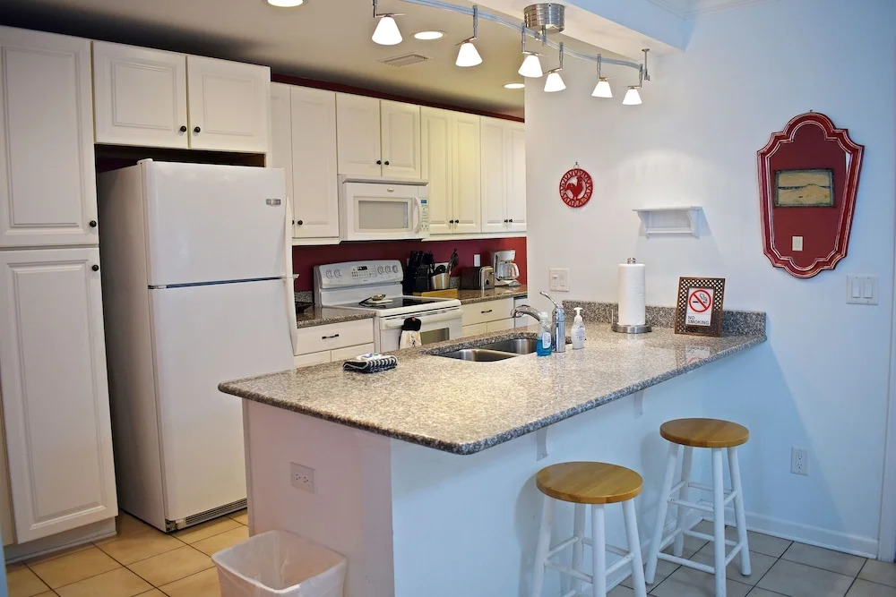 705b Oglethorpe Avenue by Hodnett Cooper