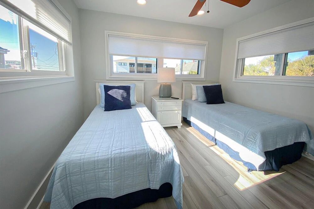 Aqua Vista by Sea Scape Properties