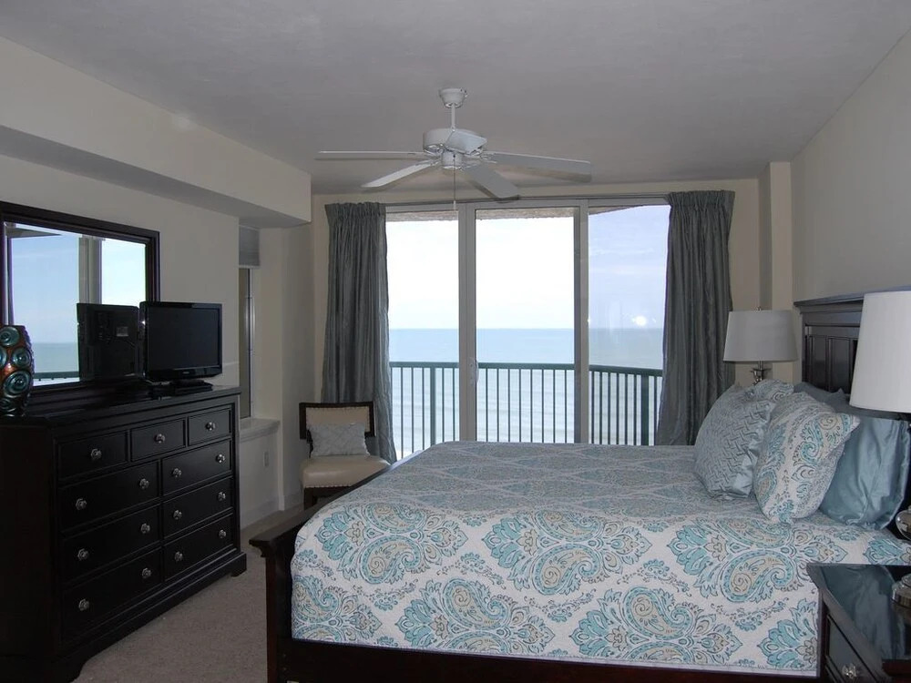 Dimucci TT 606 3 Bedrooms 3 Bathrooms Condo