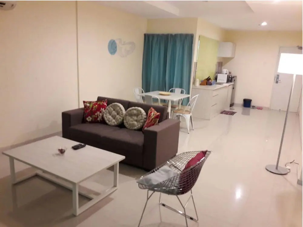 Marina Heights Resort