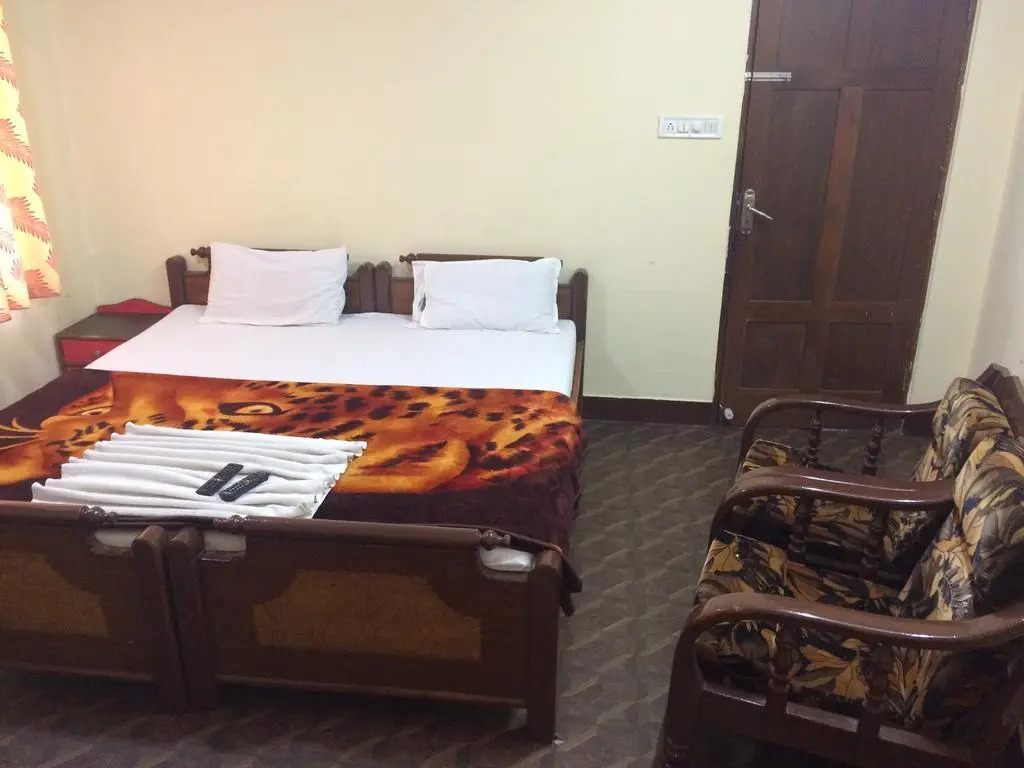 Hotel Green Land