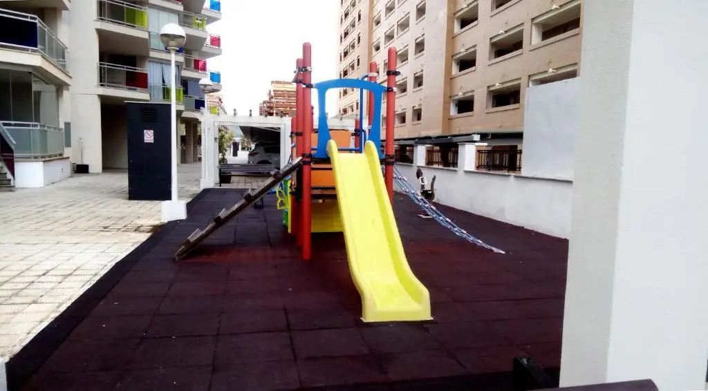 Apartamentos Mondrían Marina DOr 1º línea 3000