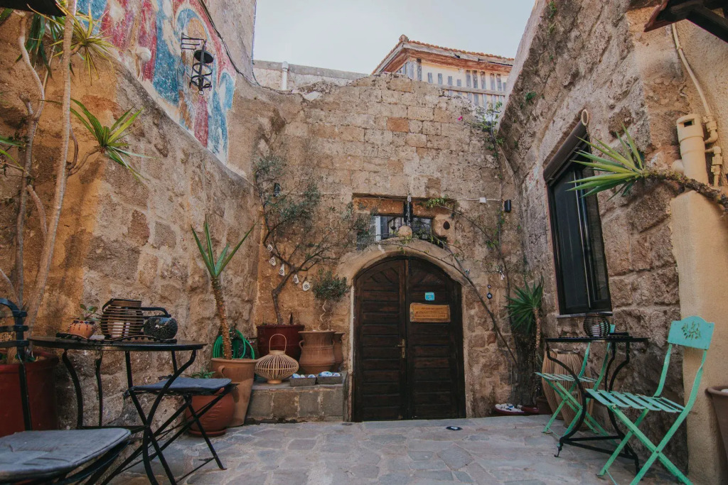 La Chapelle Suites
