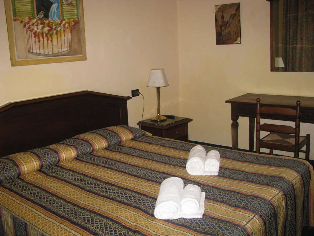 Hotel Enza