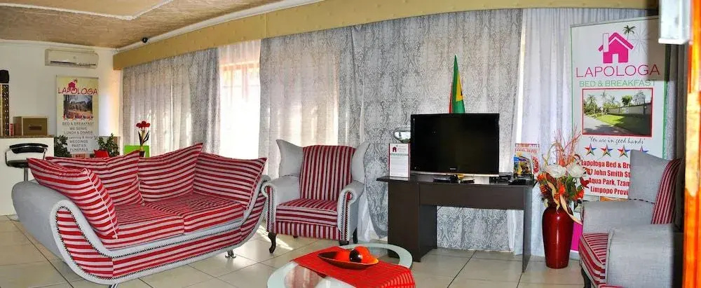 Lapologa Bed & Breakfast