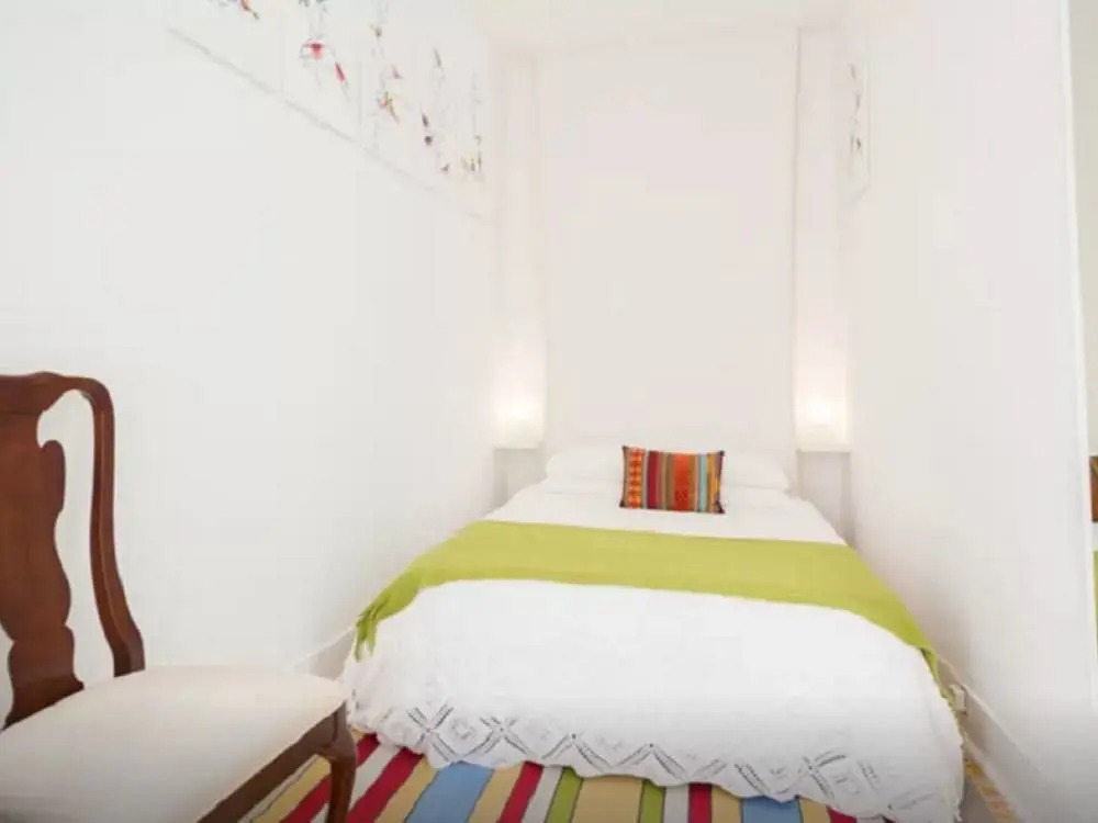 Lisbon Gloria Apartment