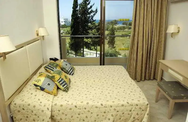 Sunland Hotel
