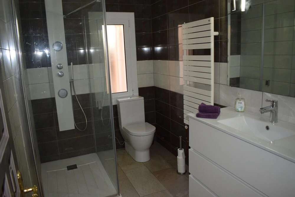 346-casa al Canal,amarre Privado y Piscina