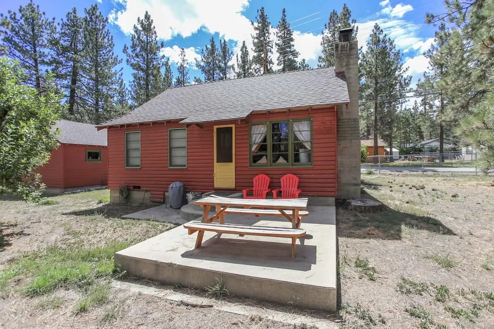 A Sweet Pine Cabin