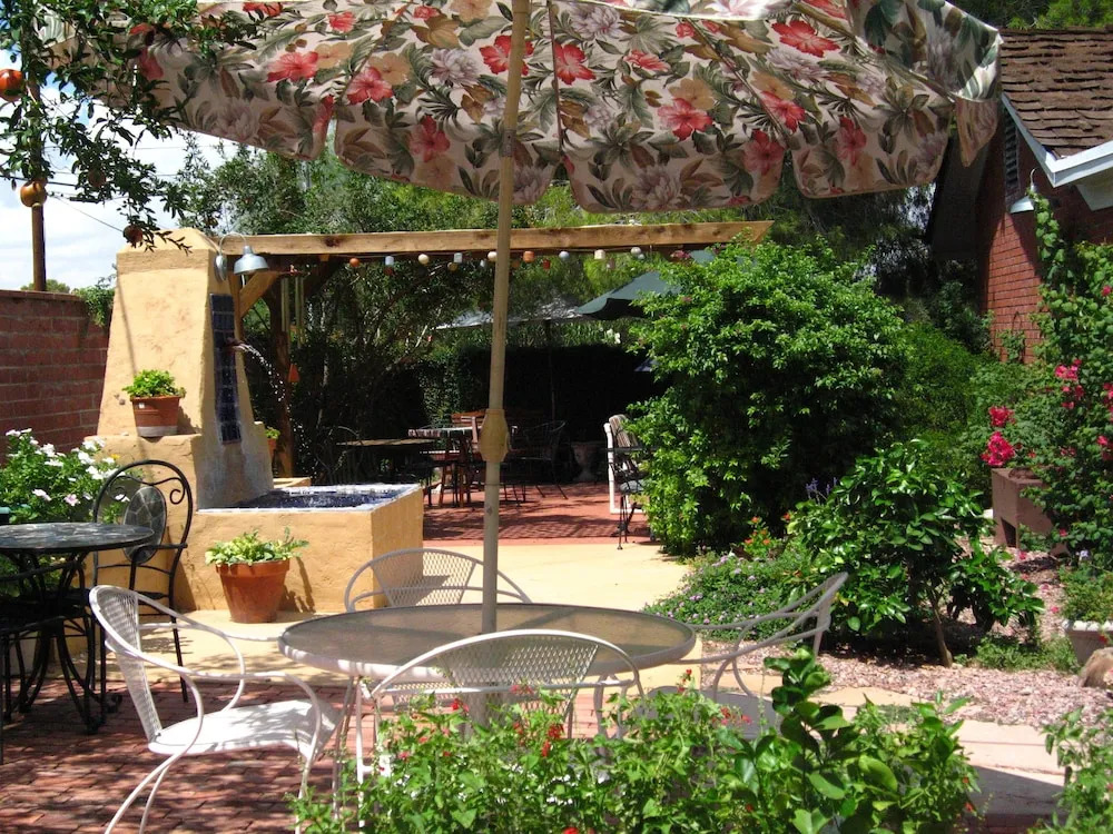 Mon Ami Bed and Breakfast
