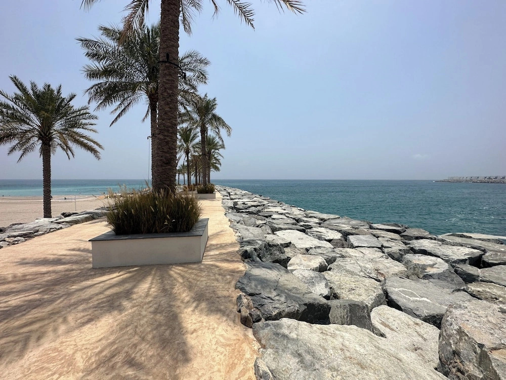 Nasma Holiday Homes - The Address Beach