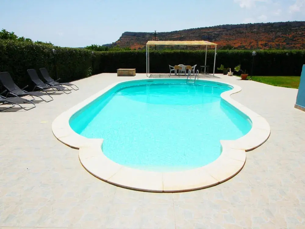 Serene Villa in Floridia With Swimming Pool