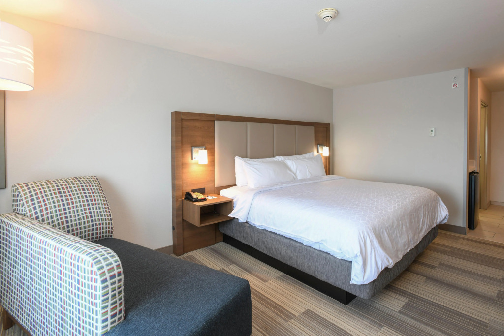 Holiday Inn Express Hotel & Suites Richwood - Cincinnati South by IHG