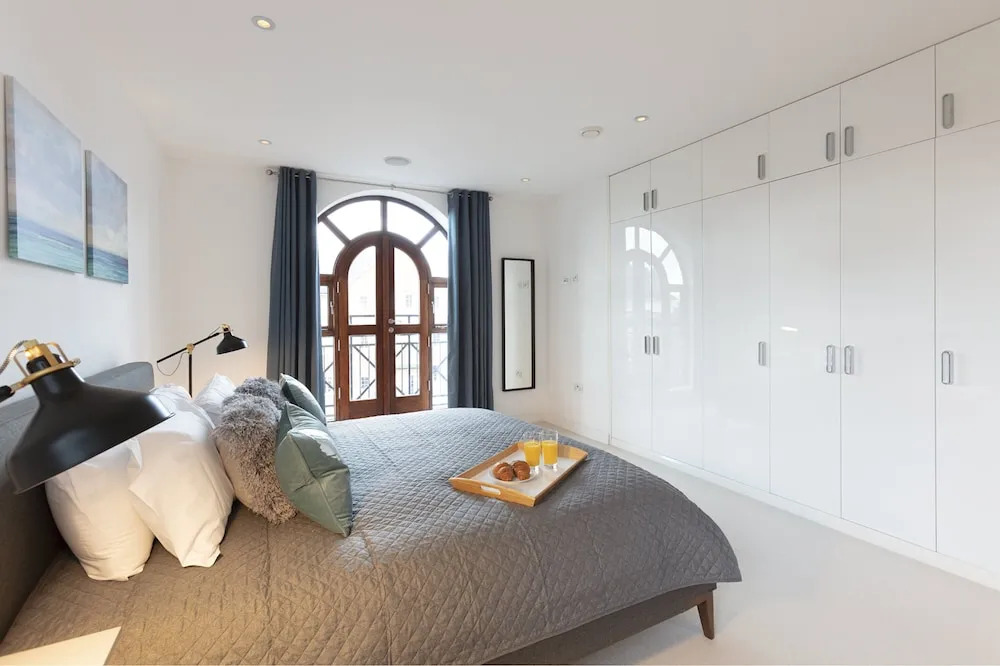 Hampden Apartments - The Henry