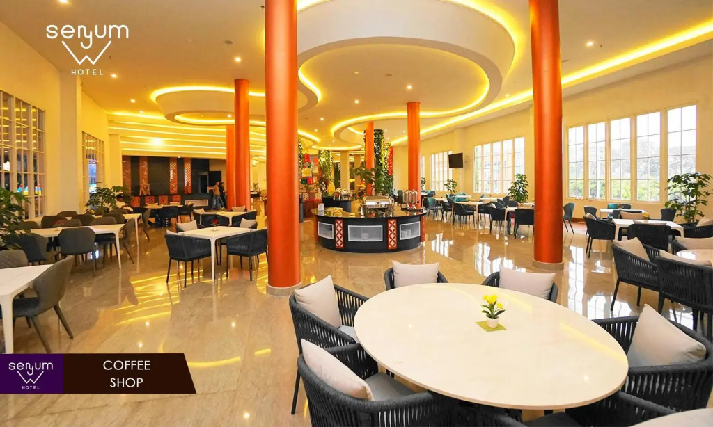 Senyum World Hotel
