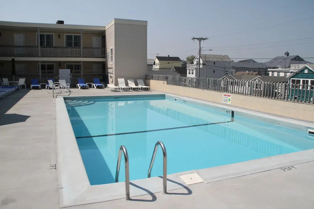 Atlantic Oceanfront Hotel, Wells Beach