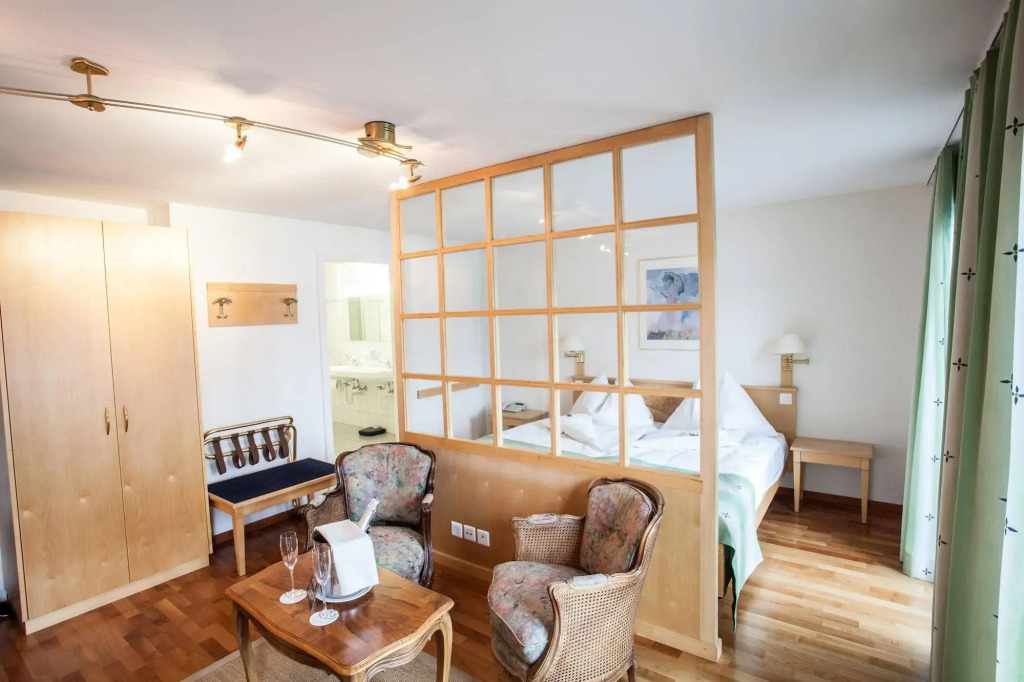 Garni Hotel Frohburg