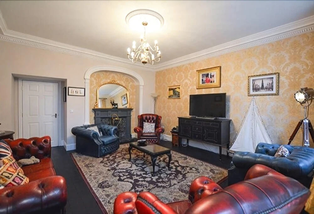 Reiver Apartment