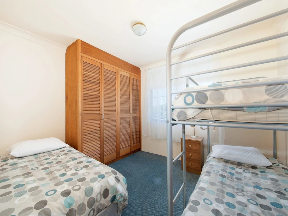 Thurlow Lodge, 6/6 Thurlow Avenue