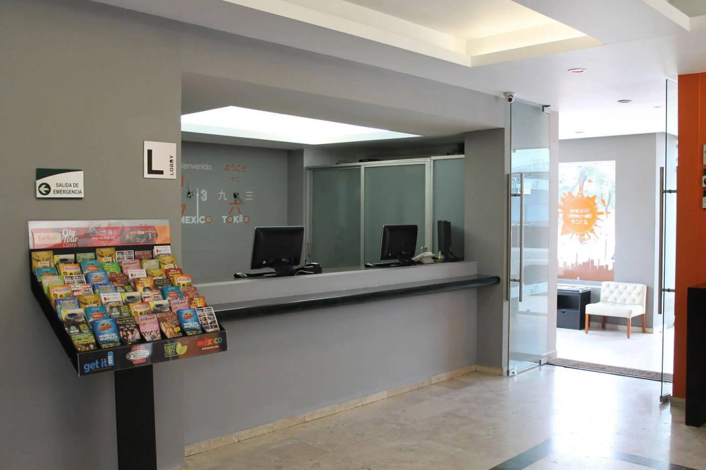 Mini Suites Hotel