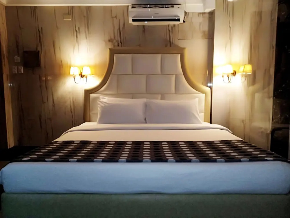 Belgian Suites