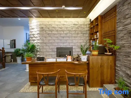 Impression Lishe Boutique River View Inn