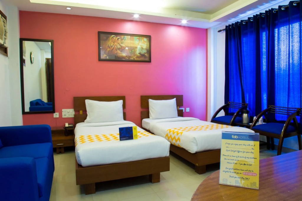 FabHotel The Mple Stays - Nr Leisure Valley Park, Iffco Chowk