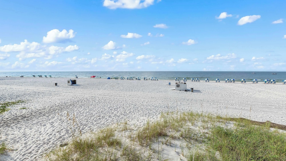 Seaside Beach & Racquet Club 5214