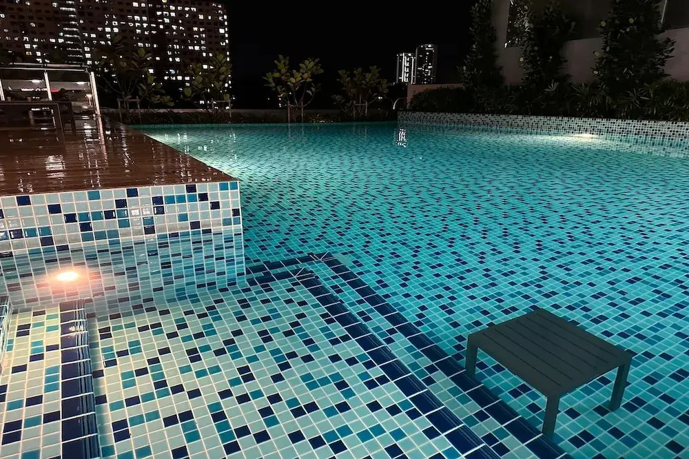 Neu Suites Horizon View Apartments