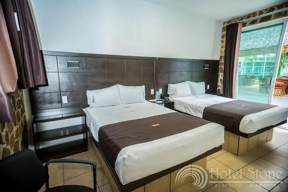 Hotel Stone