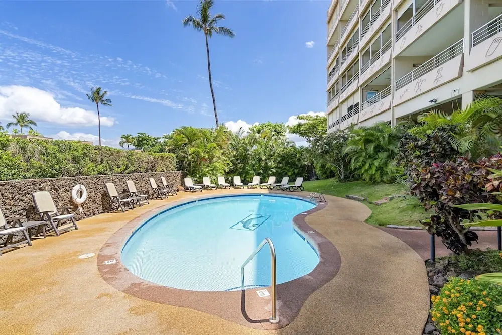 Kamaole Beach Royale 506 - Stunning Ocean Views, Spectacular Renovation, AC