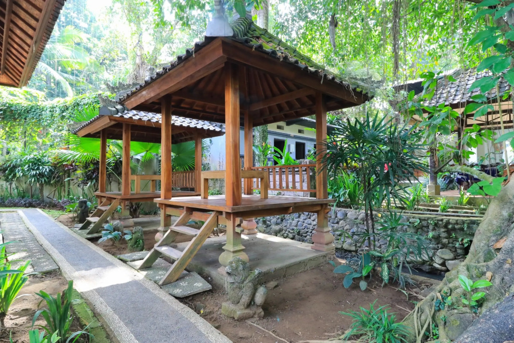 Purnama Hotel