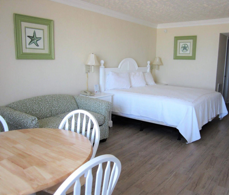 The Waves Hotel at Myrtle Beach