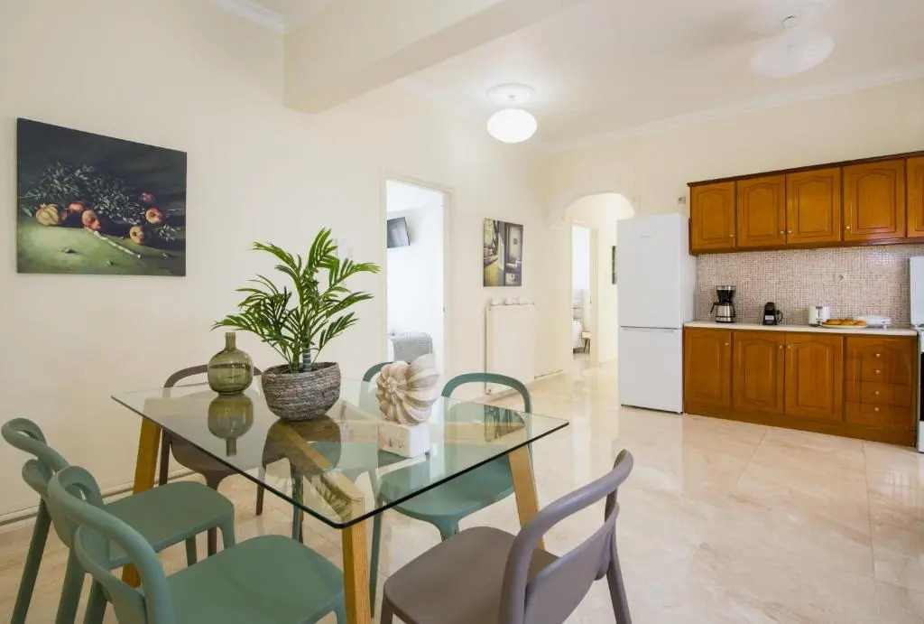 Center Manolia Dream 3 Bedroom Apartment 100m away from the beach