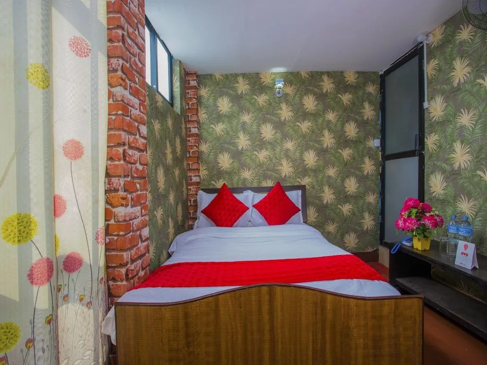 OYO 296 Subine Guest Inn