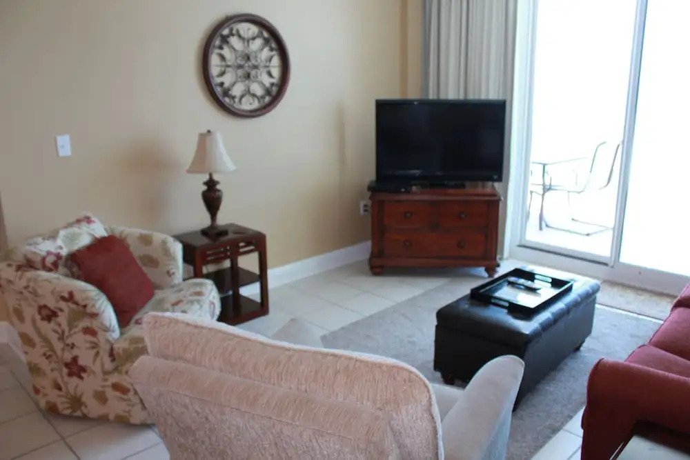 Lighthouse 1418 - 3 Br condo