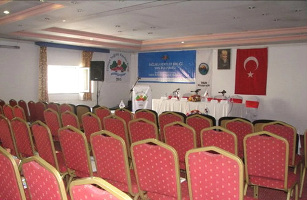 Akdamar Hotel