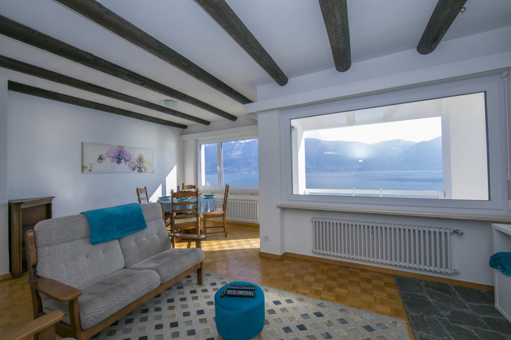 Bellevue apartment