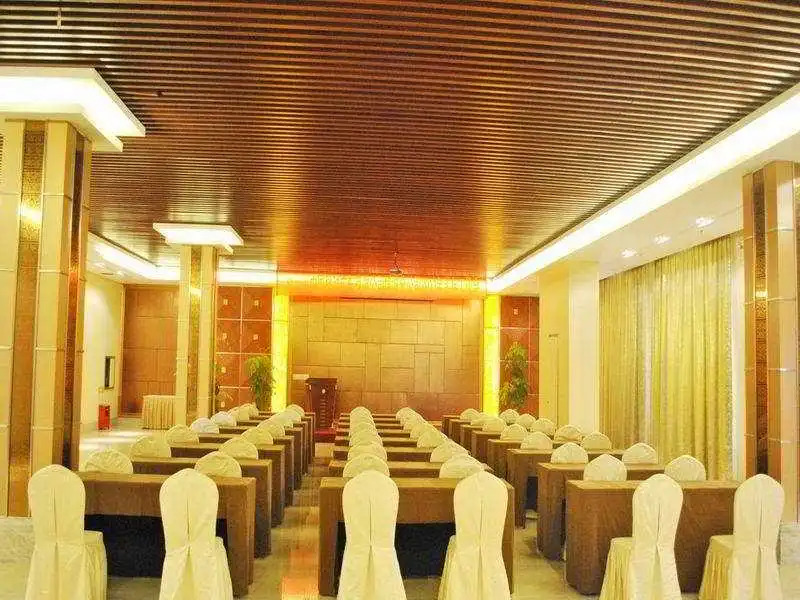 East Star Hotel