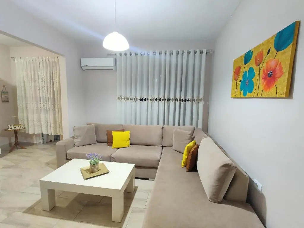 Tirana City Center Apartment