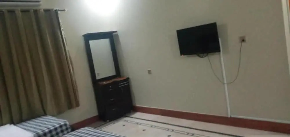 Hotel Serina Inn