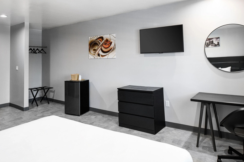 Hollywood Inn Express LAX